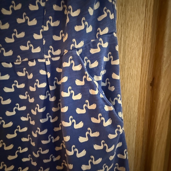 Mini Boden Dress Short Sleeve Blue with White Swan Print - Picture 2 of 5
